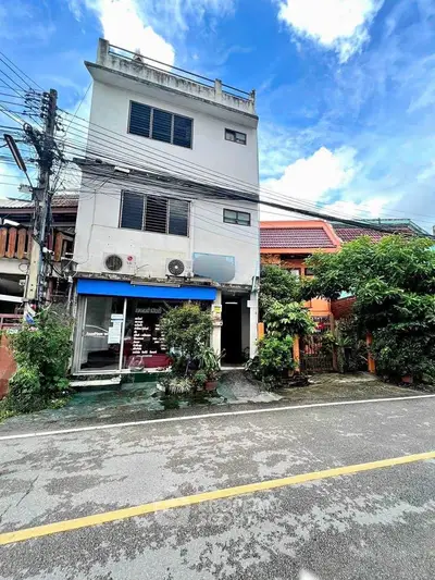 image_rental-31027282