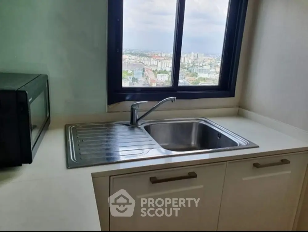  2 Bedrooms Condo at Q House Sukhumvit 79-1