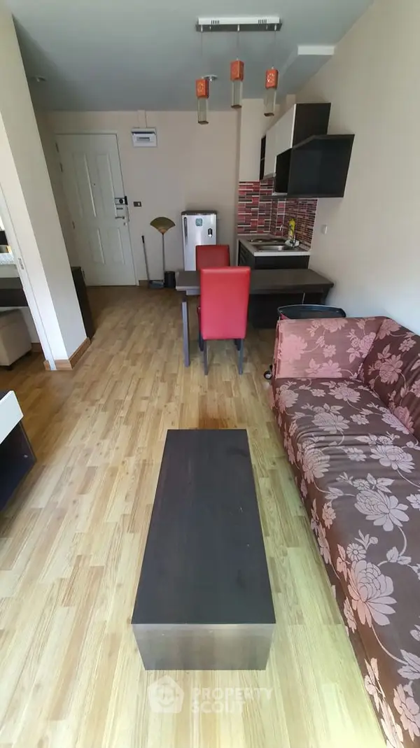 image_rental-12789762