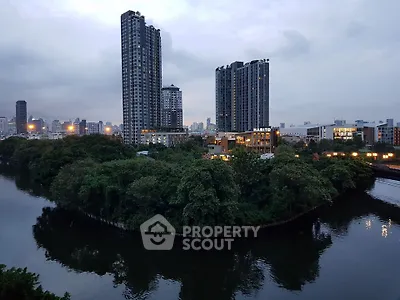  1 Bedroom Condo at Blocs 77-2