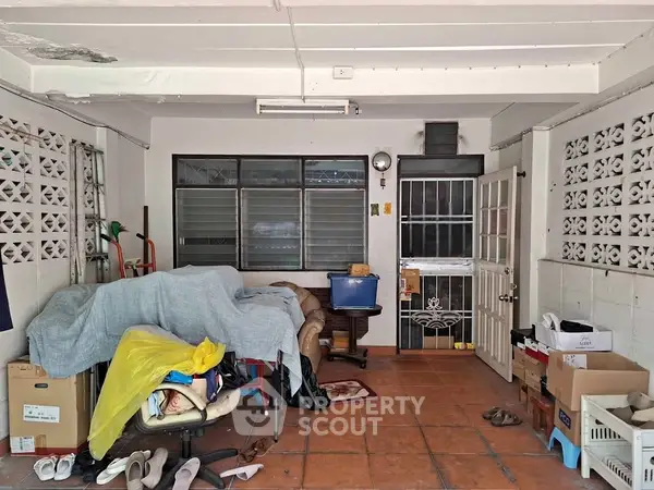 image_rental-26666772