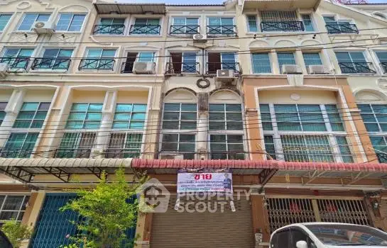 image_rental-11092681