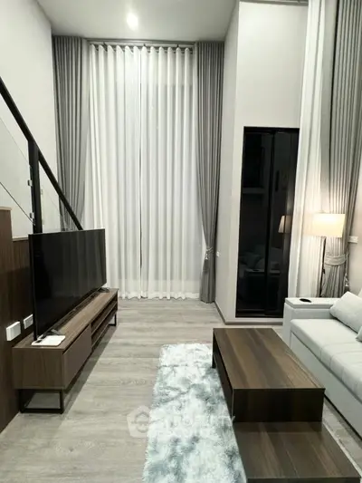 image_rental-27816548