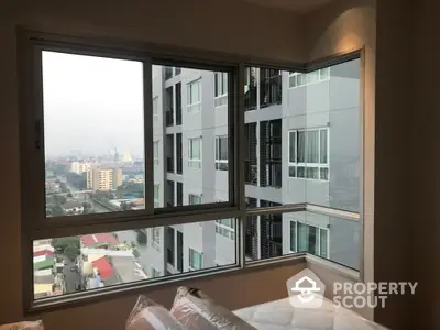  1 Bedroom Condo at The President Sathorn Ratchapruek 3-2