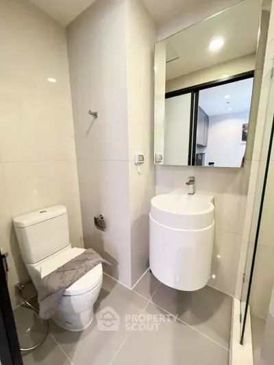 Modern bathroom with sleek fixtures and elegant design