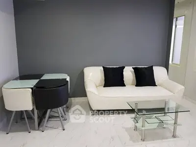 1 Bedroom Condo at Lumpini Ville Cultural Center-2