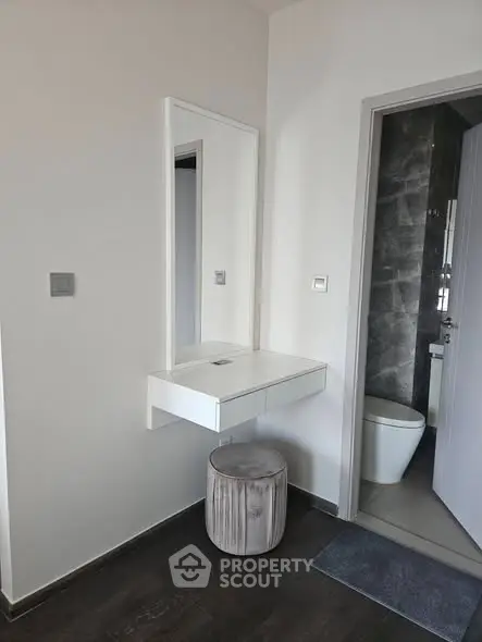 Modern bathroom with sleek design and minimalist decor