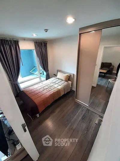  2 Bedrooms Condo at The Crest Sukhumvit 49-4