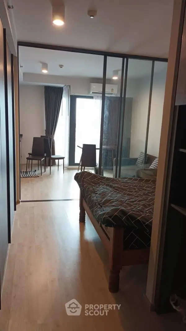 image_rental-13778678