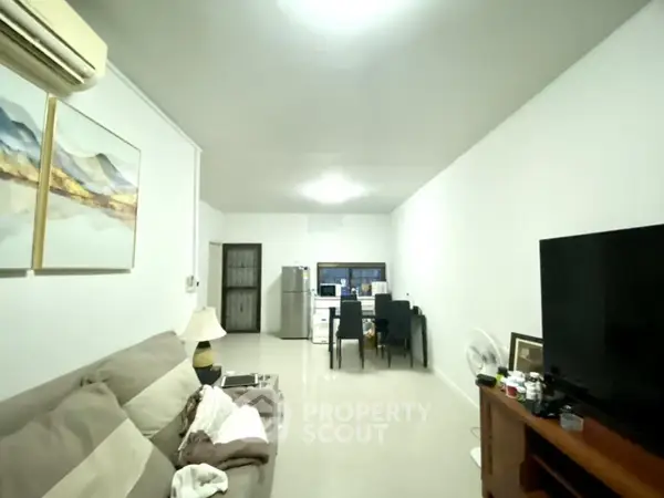 image_rental-12182111