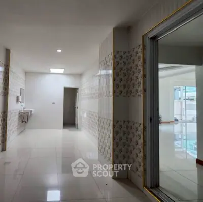 Screenshot 2569-02-19 at 19.49.43.jpg