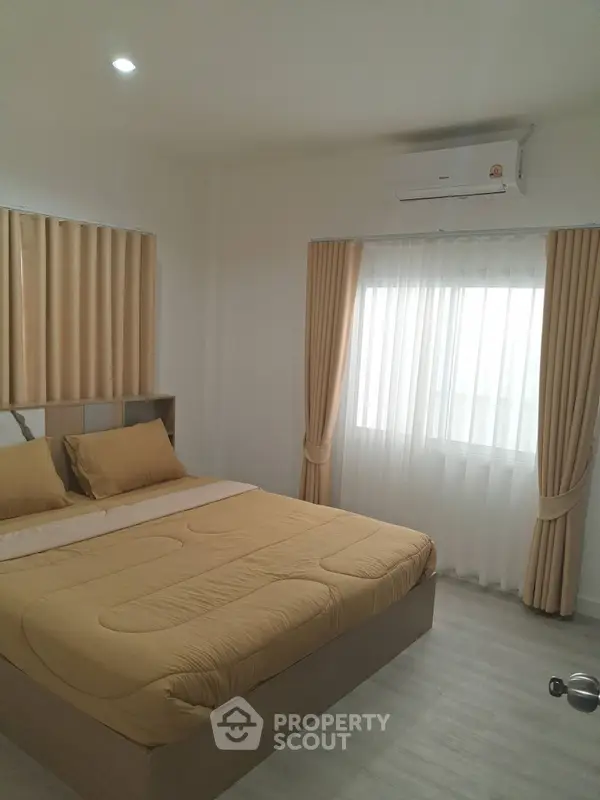 image_rental-31505771