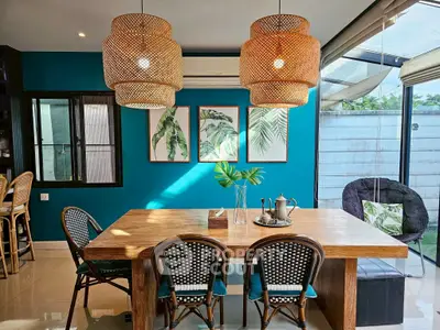 image_rental-31601175