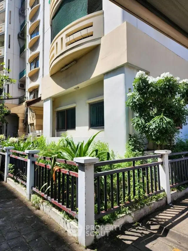 Green Point Prachachuen