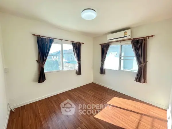 image_rental-30698514