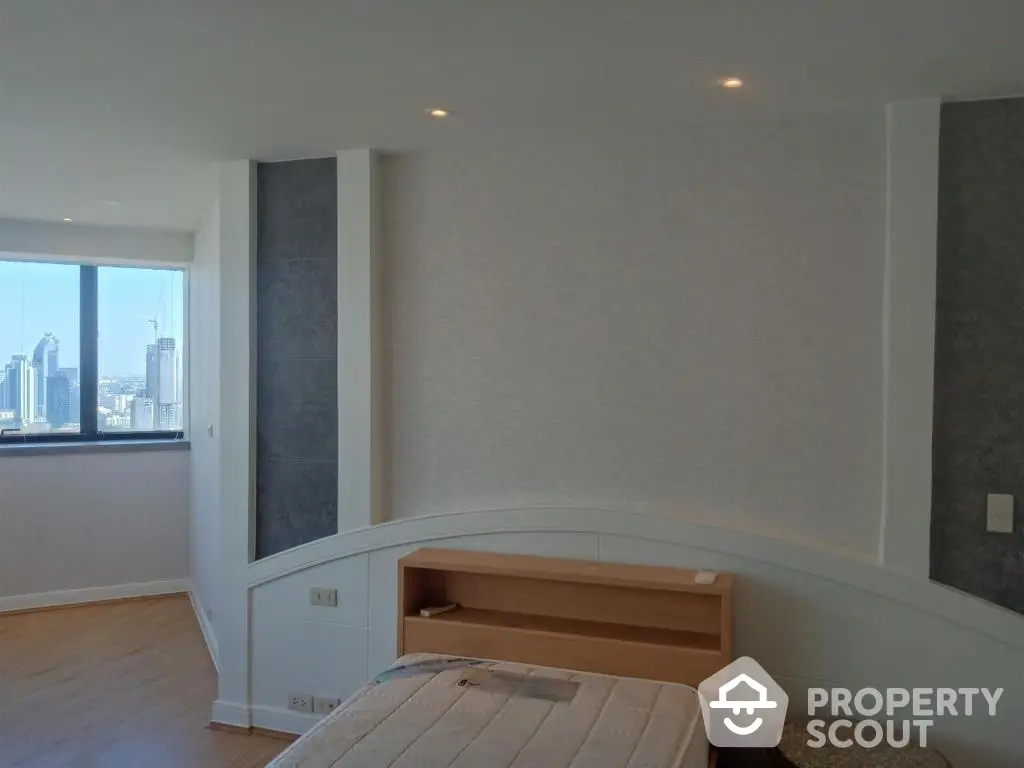 Fully Furnished 3 Bedrooms Condo at President Park Condominium-1