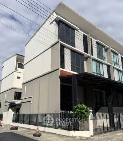 image_rental-28335010