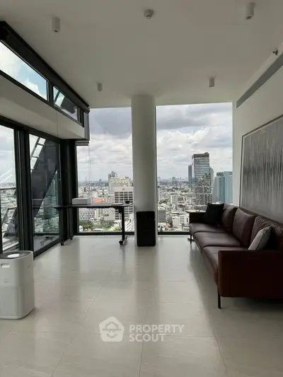 Luxurious corner unit with stunning city view and modern interior design