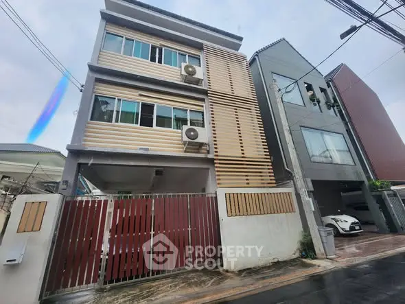 image_rental-31207539