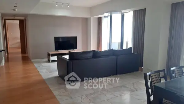 image_rental-31329870