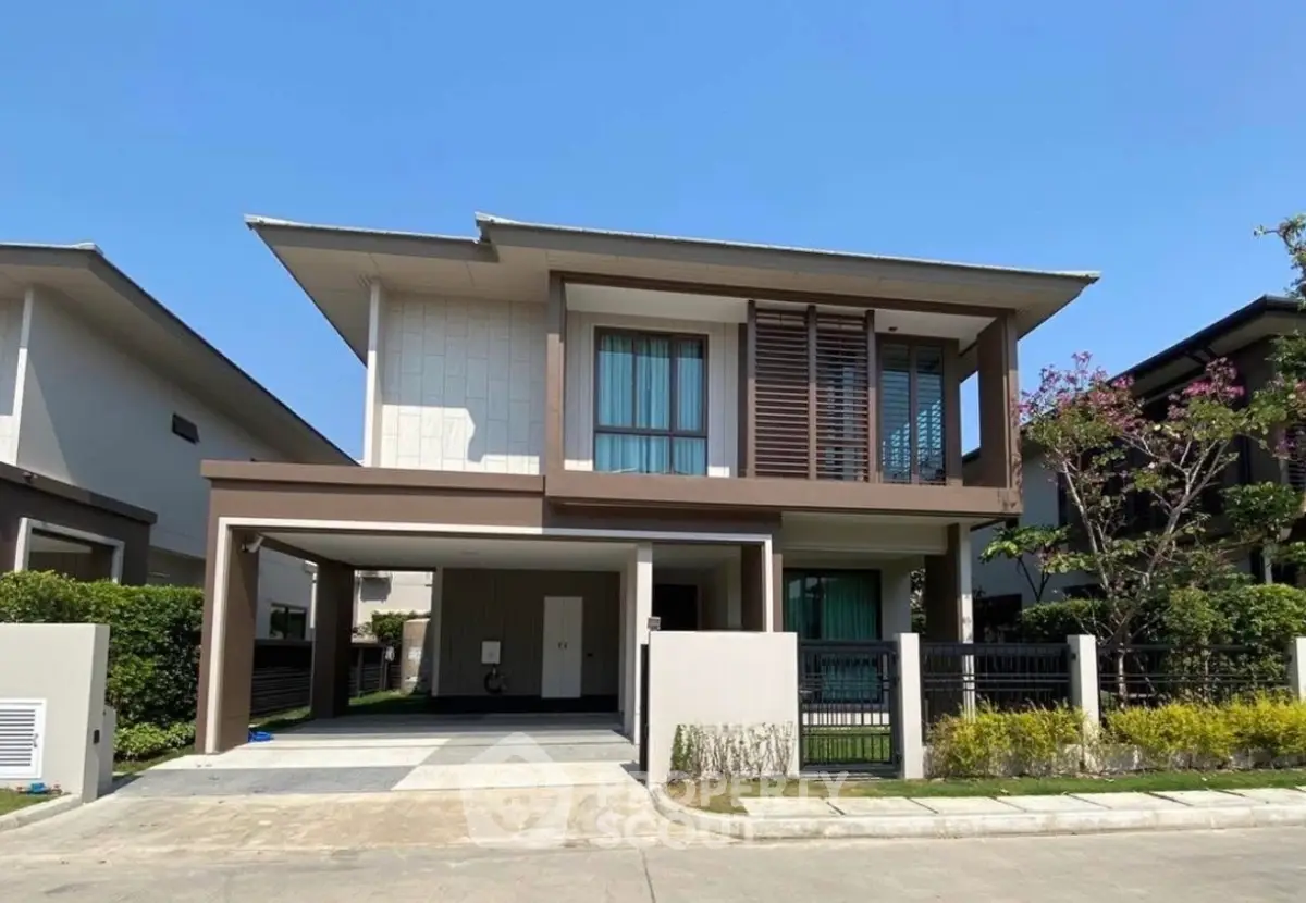 Screenshot 2568-03-19 at 11.29.03.jpg