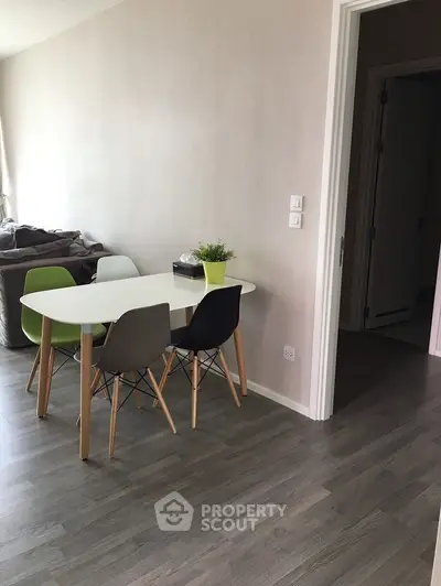  2 Bedrooms Condo at The Room Sukhumvit 69-5
