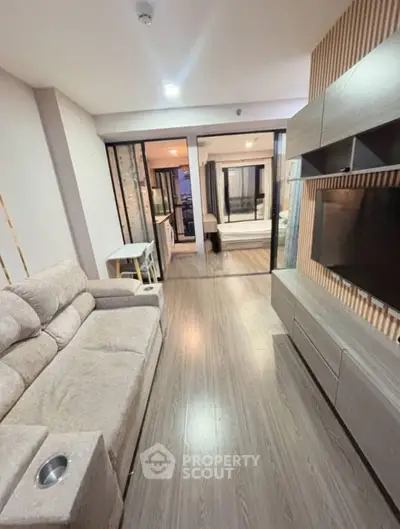 image_rental-30014047