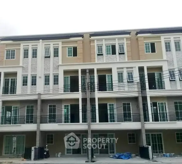 image_rental-29442660