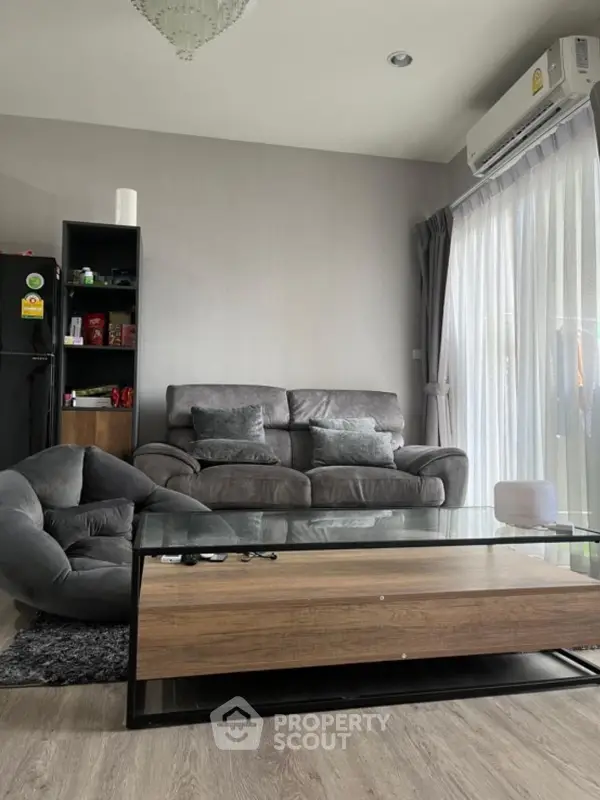 image_rental-8289109