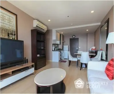  2 Bedrooms Condo at Sky Walk Phra Khanong-5