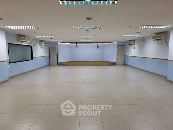 image_rental-30237390