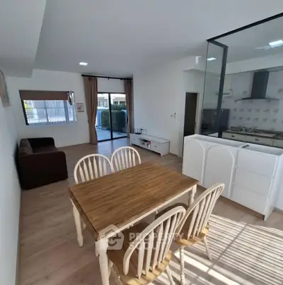 image_rental-28322334