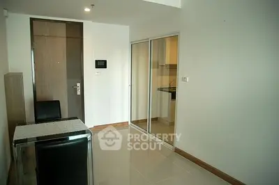 1 Bedroom Condo at Supalai River Resort Charoennakhon-3