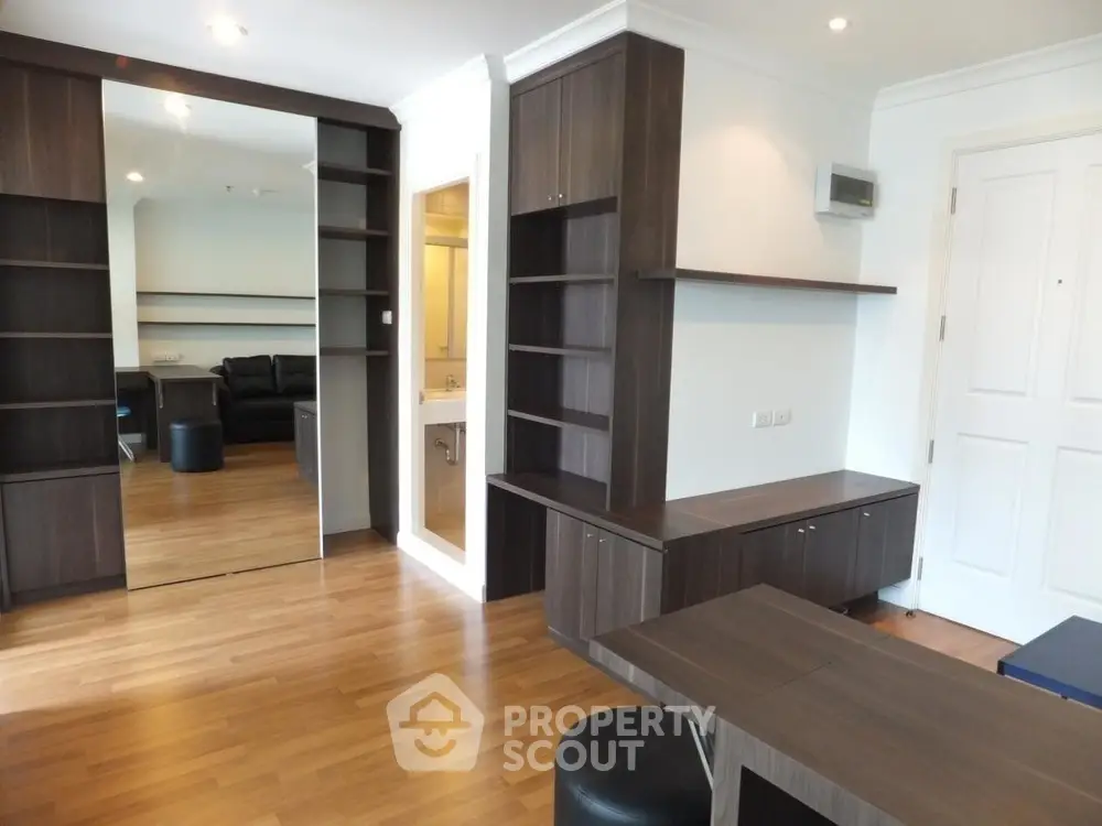  1 Bedroom Condo at Lumpini Place Rama 9 Ratchada Phase 1 2-1