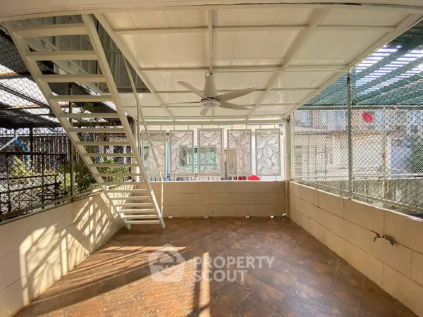 image_rental-27843264