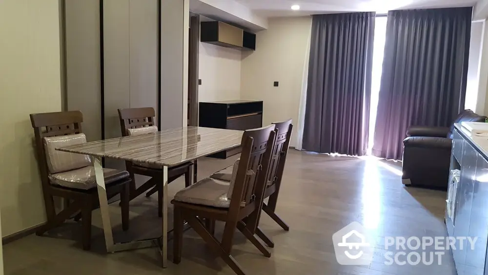  2 Bedrooms Condo at Klass Sarasin Rajdamri-1