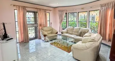 Screenshot 2025-10-12 094521.png