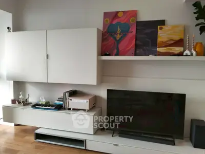 image_rental-32036251