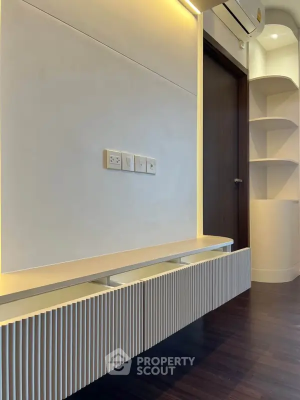 image_rental-27704388