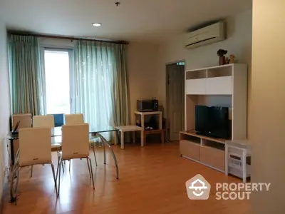  2 Bedrooms Condo at Life Ratchada Suthisan-5