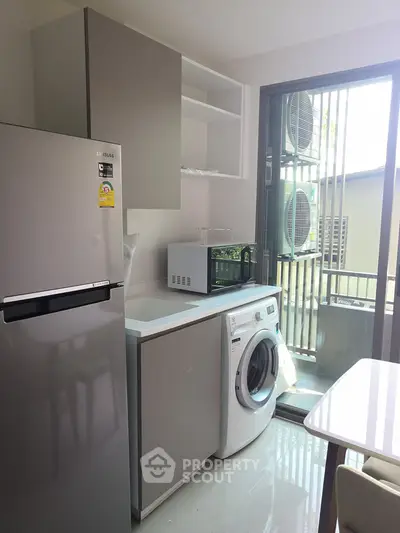  1 Bedroom Condo -4