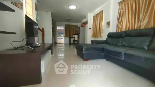 image_rental-12715934