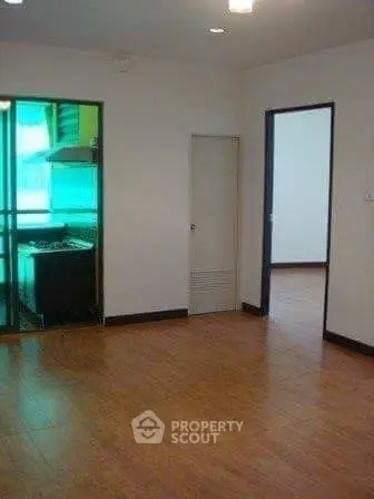  2 Bedrooms Condo -6