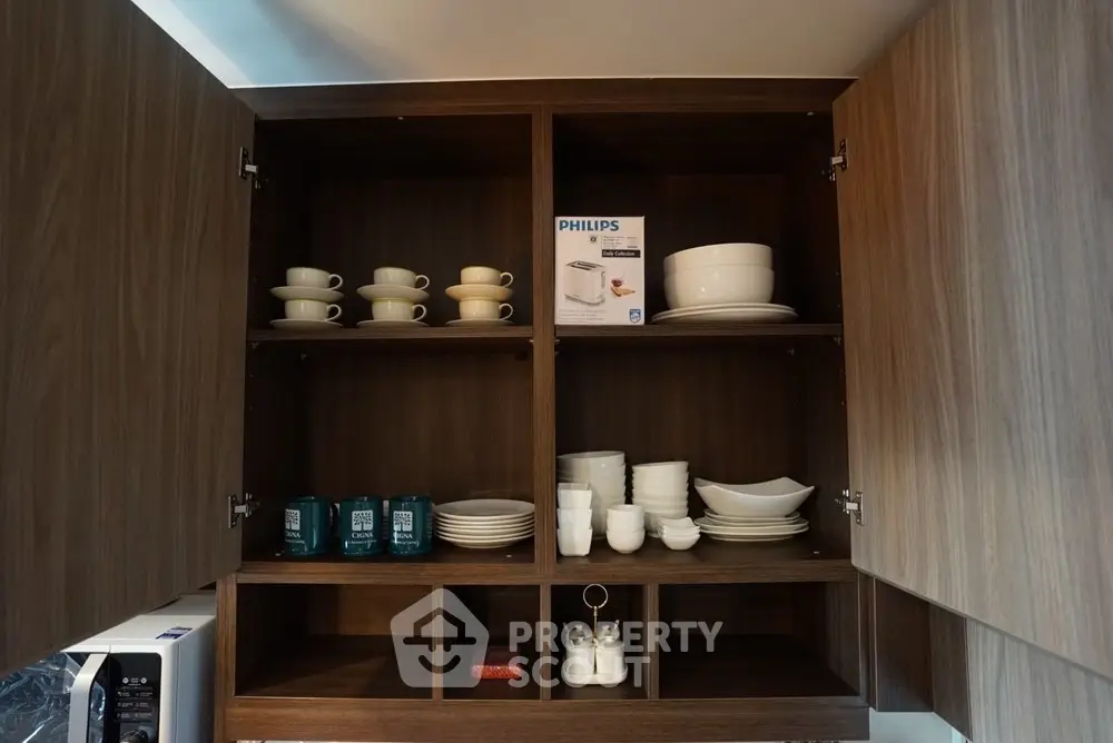  2 Bedrooms Condo at The Capital Eakamai Thonglor-1