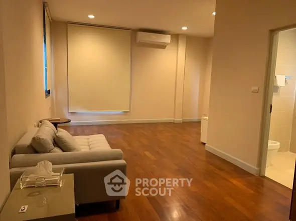 image_rental-28834304