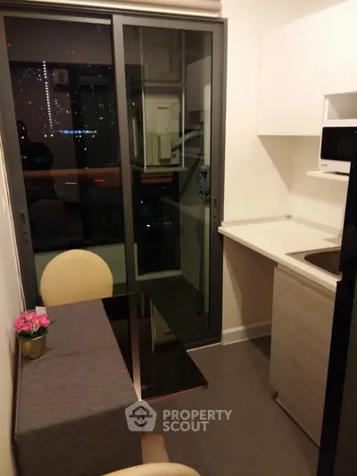  1 Bedroom Condo -3