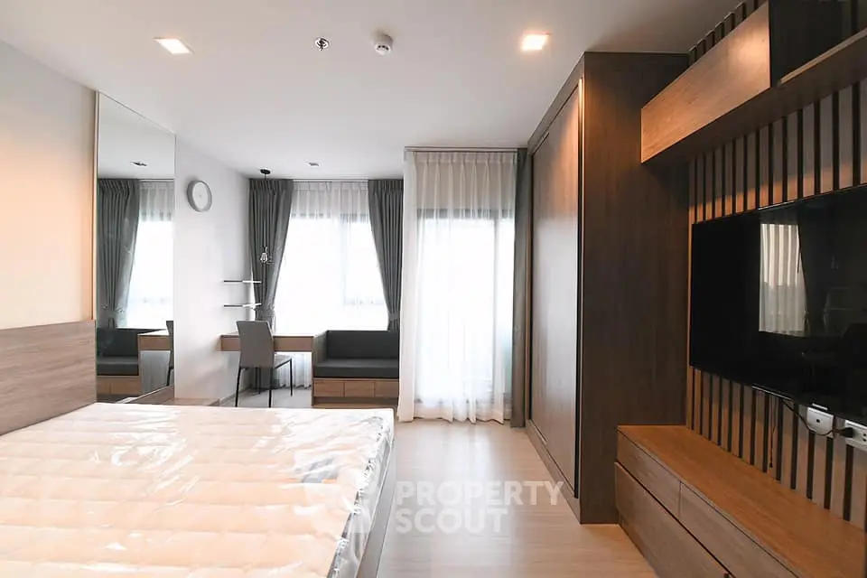  1 Bedroom Condo at Life Asoke Rama 9-1