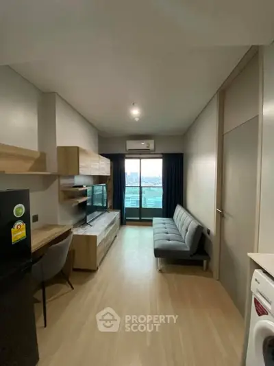 Fully Furnished 1 Bedroom Condo at Lumpini Suite Dindaeng Ratchaprarop-3