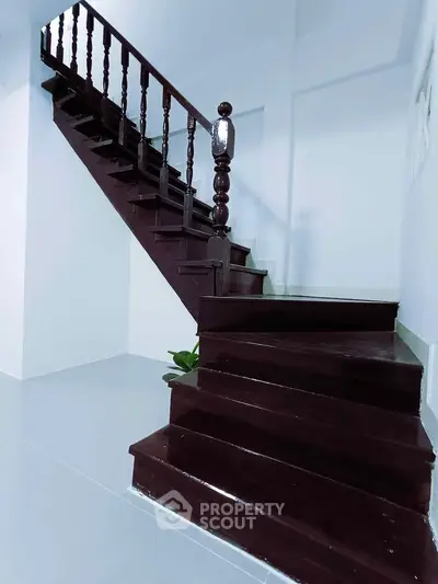 image_rental-30517519