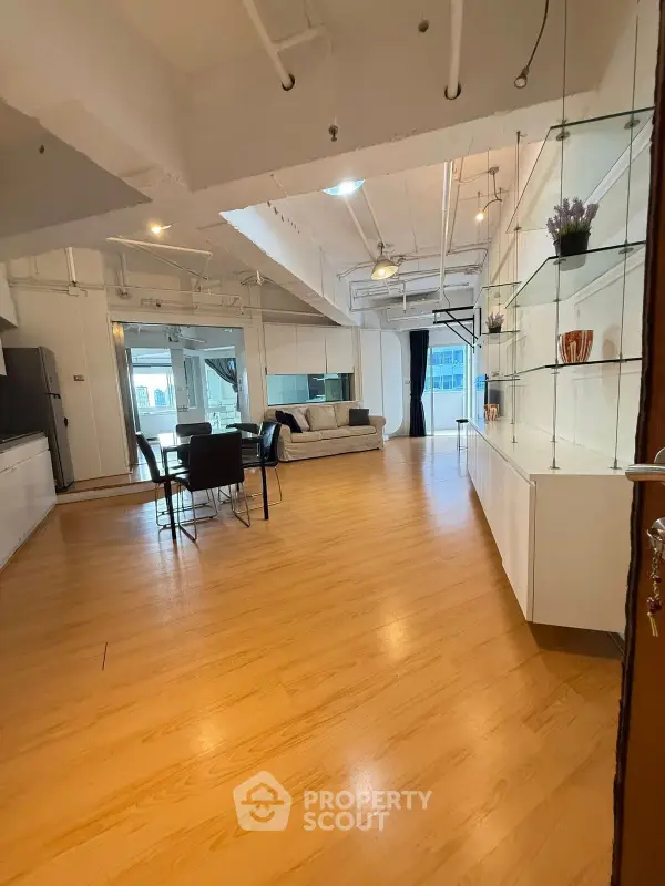 image_rental-29646705